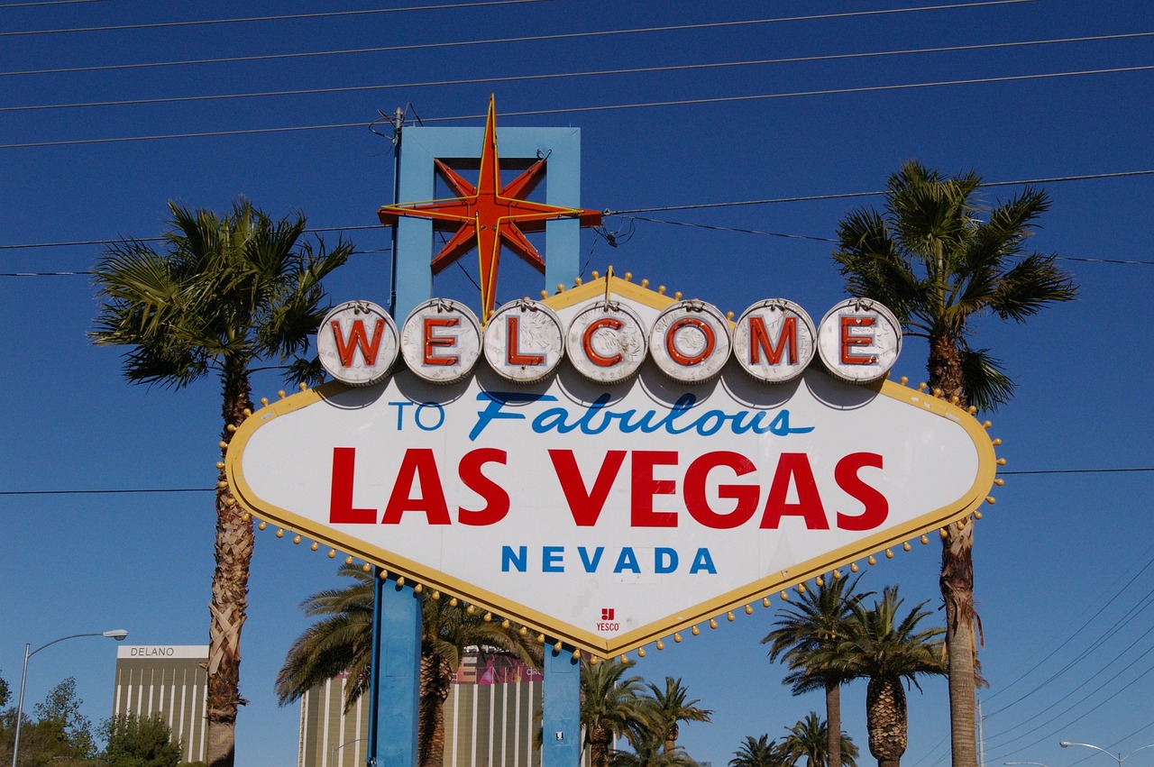 fun things to do in las vegas for couples