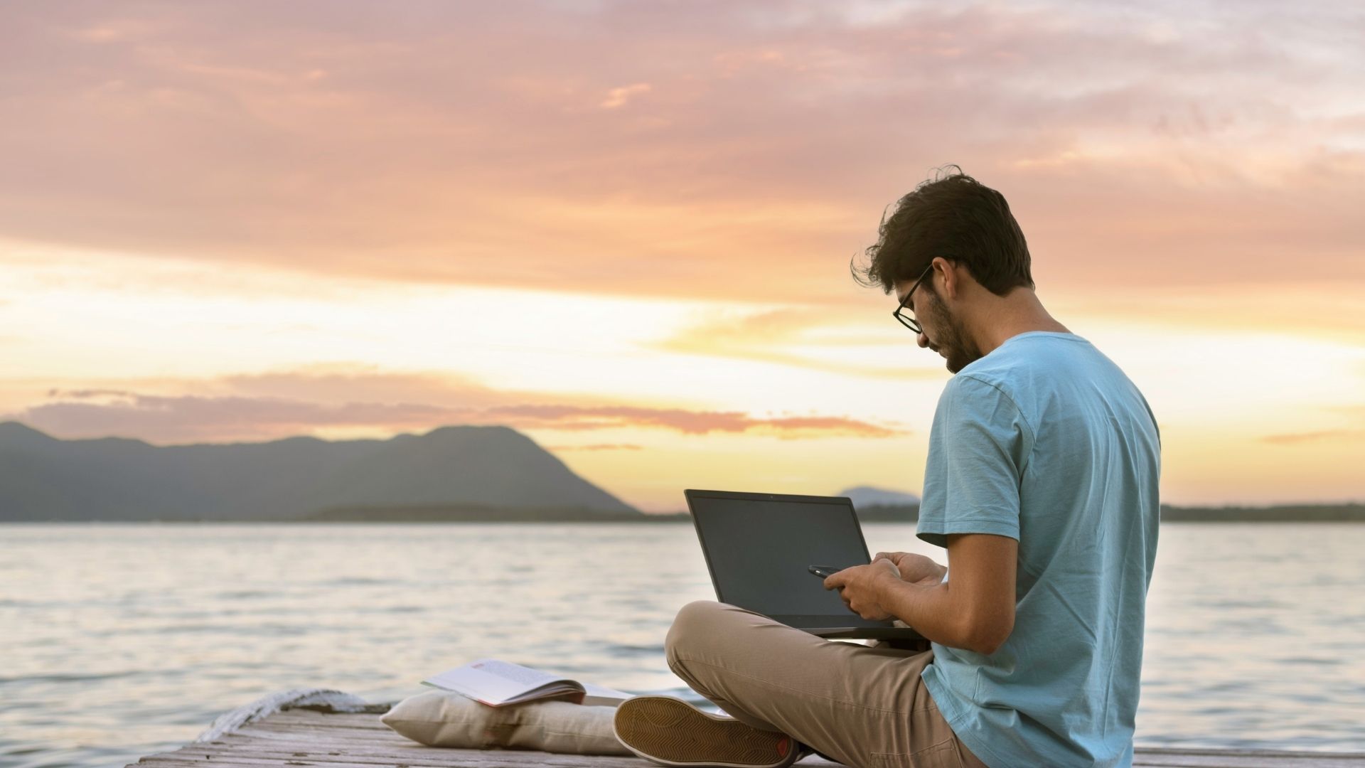 10 Places Where Expats Can Travel and Feel at Home
